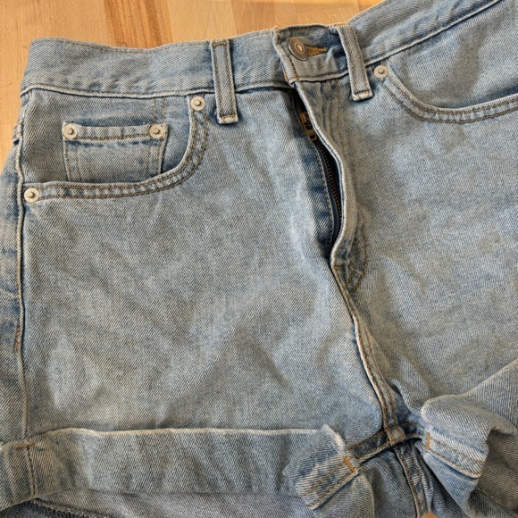 Levi A- Line Shorts Cuffed - Picture 5 of 8